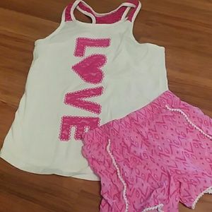 Girl's summer outfit